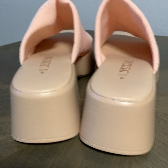 Platform Slip On Chunky Sandals - Picture 5 of 7